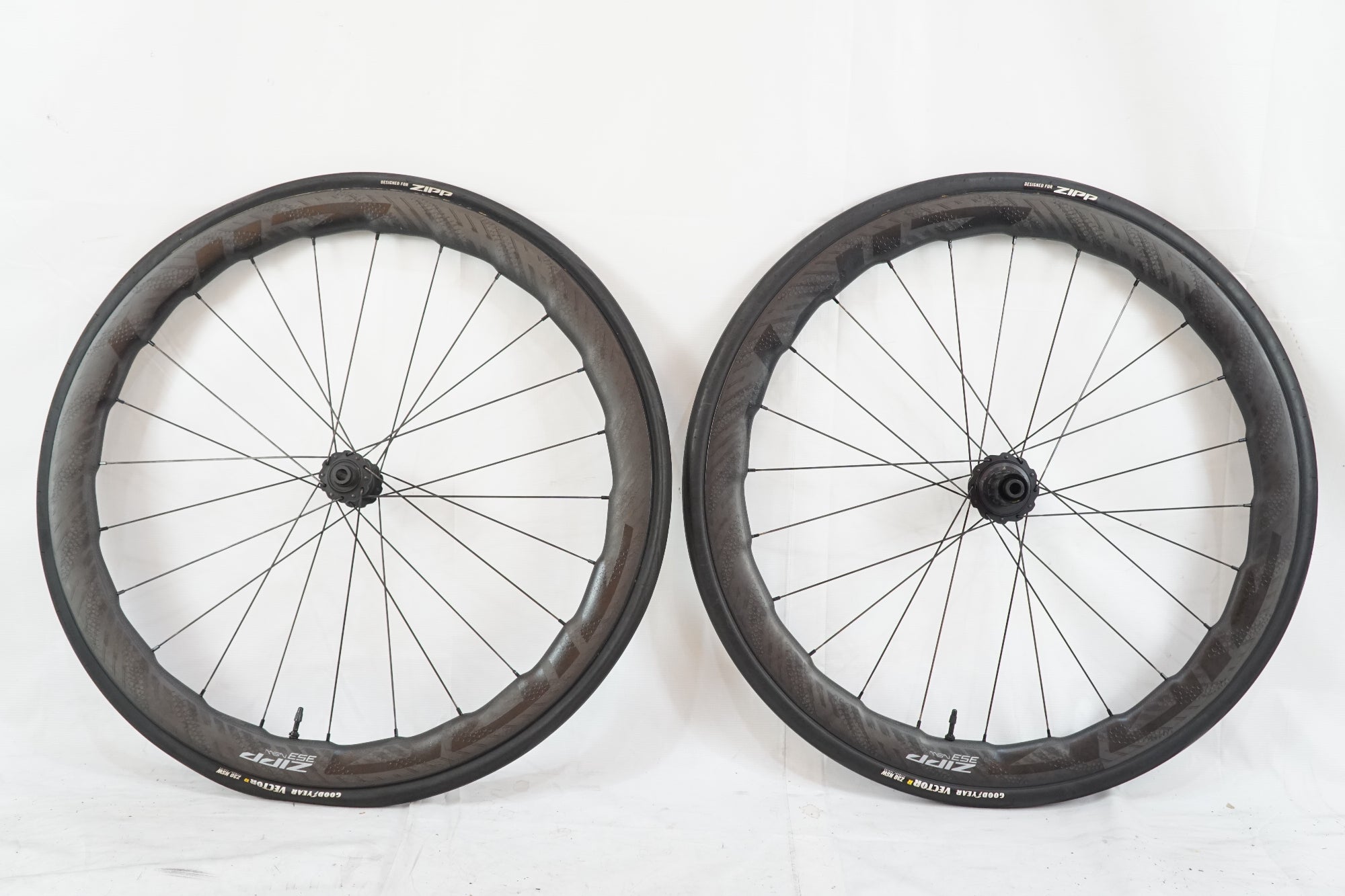 ZIPP 「ジップ」 353 NSW DISC シマノ11速 ホイールセット / バイチャリ浦和ベース