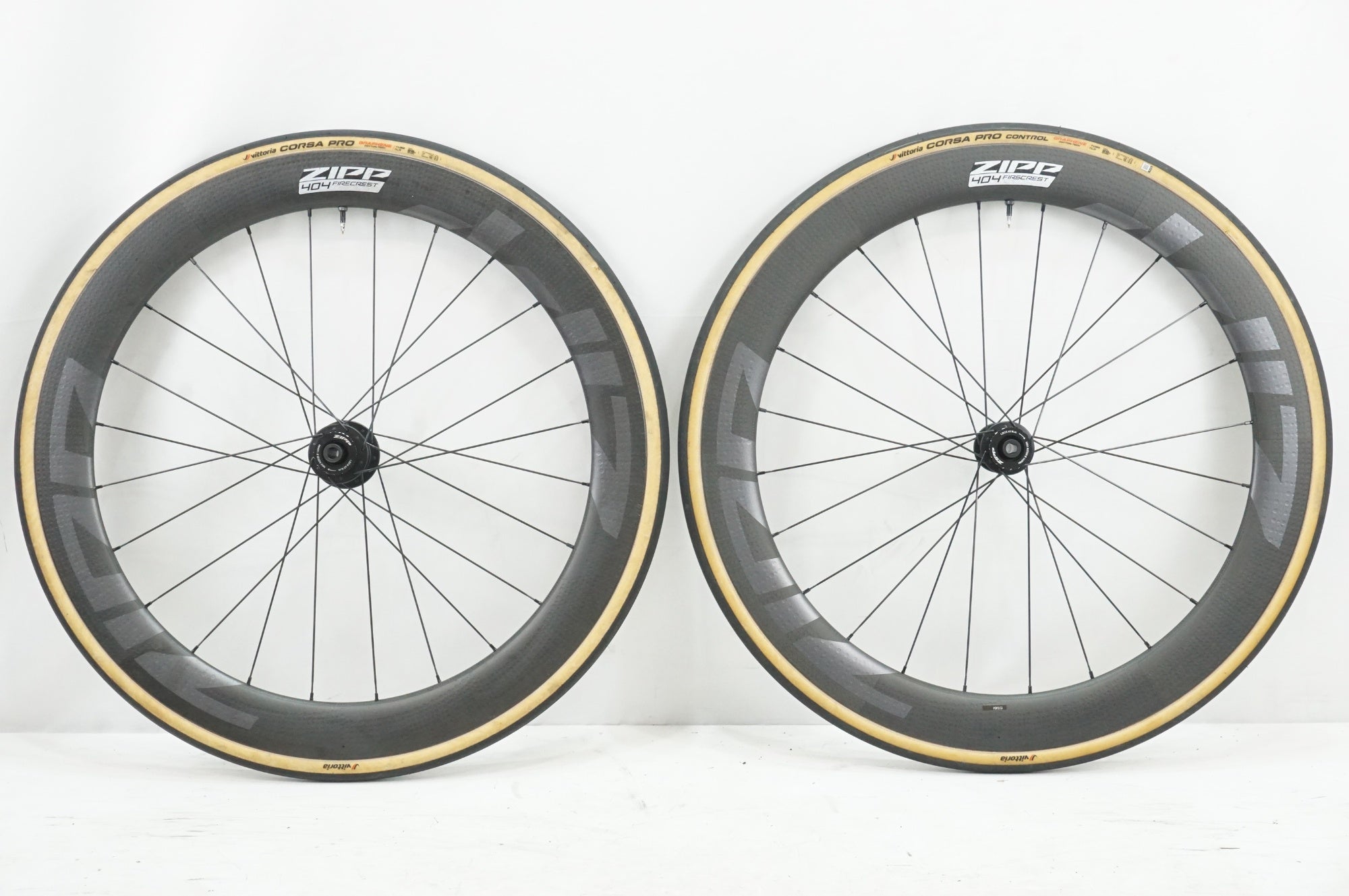 ZIPP 「ジップ」 404 FIRECREST DISC シマノ11S ホイールセット / 大宮