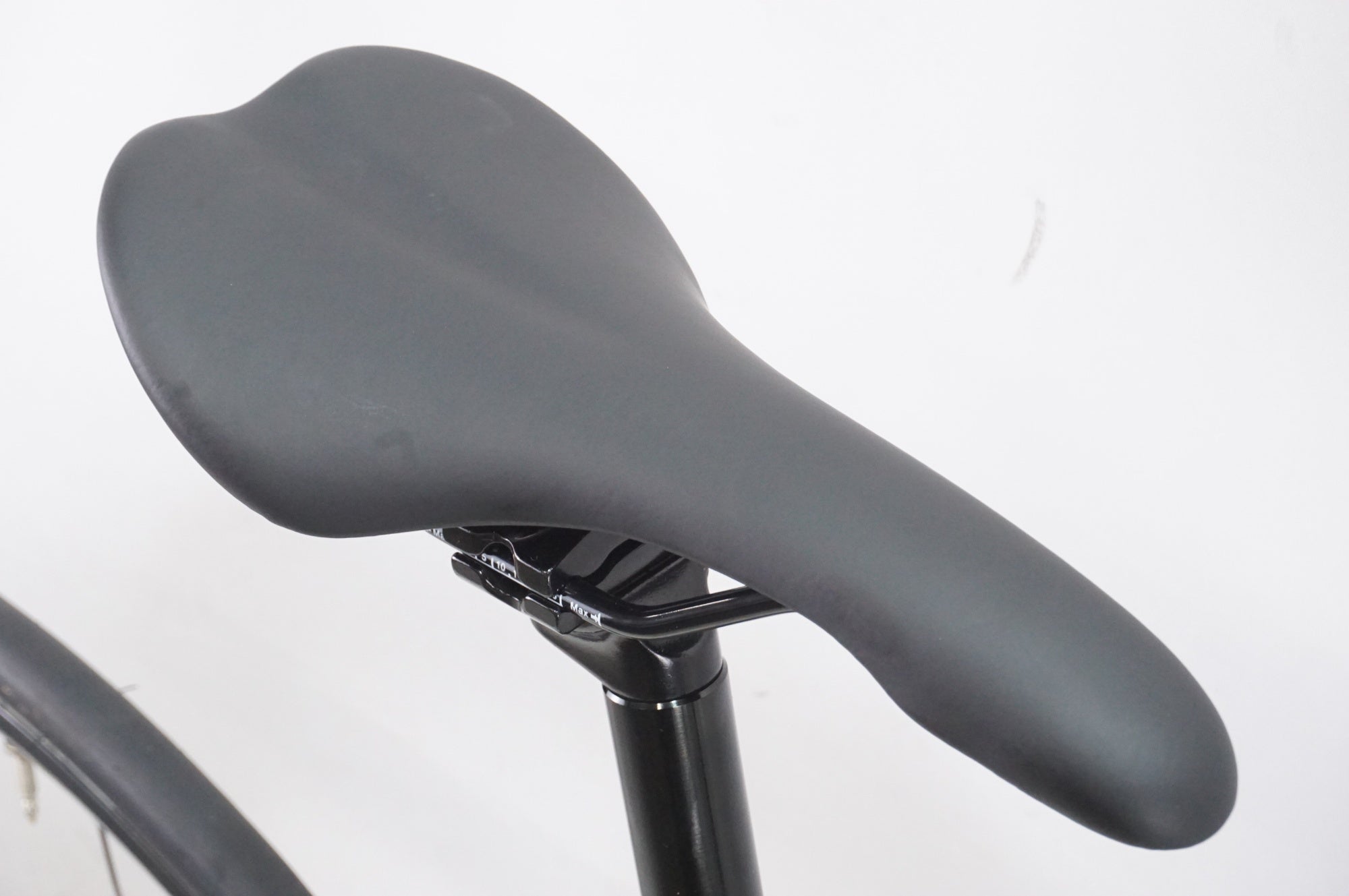 FUJI 「フジ」  BALLAD Ω 2024年モデル ロードバイク / 大宮店