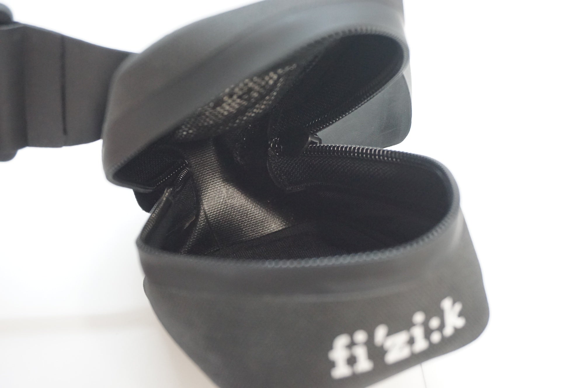 FIZIK 「フィジーク」 サドルバッグ / 福岡店