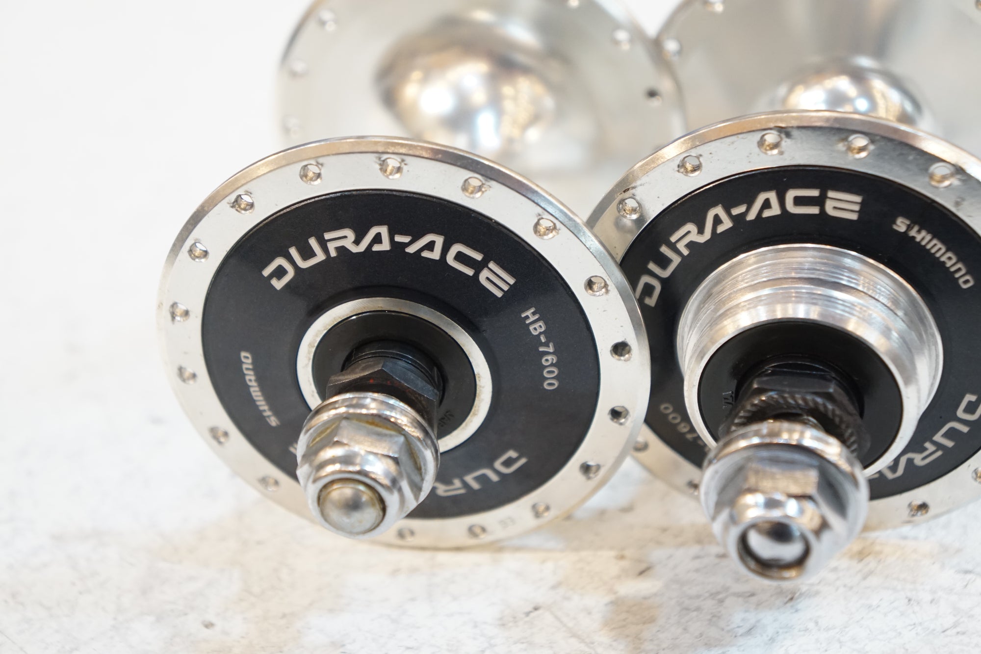 SHIMANO 「シマノ」 DURA-ACE HB-7600 前後ハブセット / バイチャリ浦和ベース