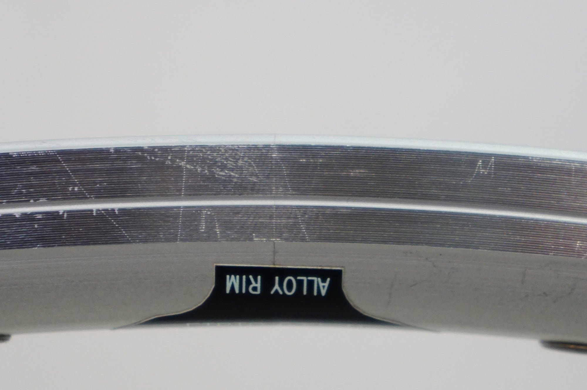 AMBROSIO 「アンブロッシオ」 EVOLUTION TQB リム / 熊谷本店