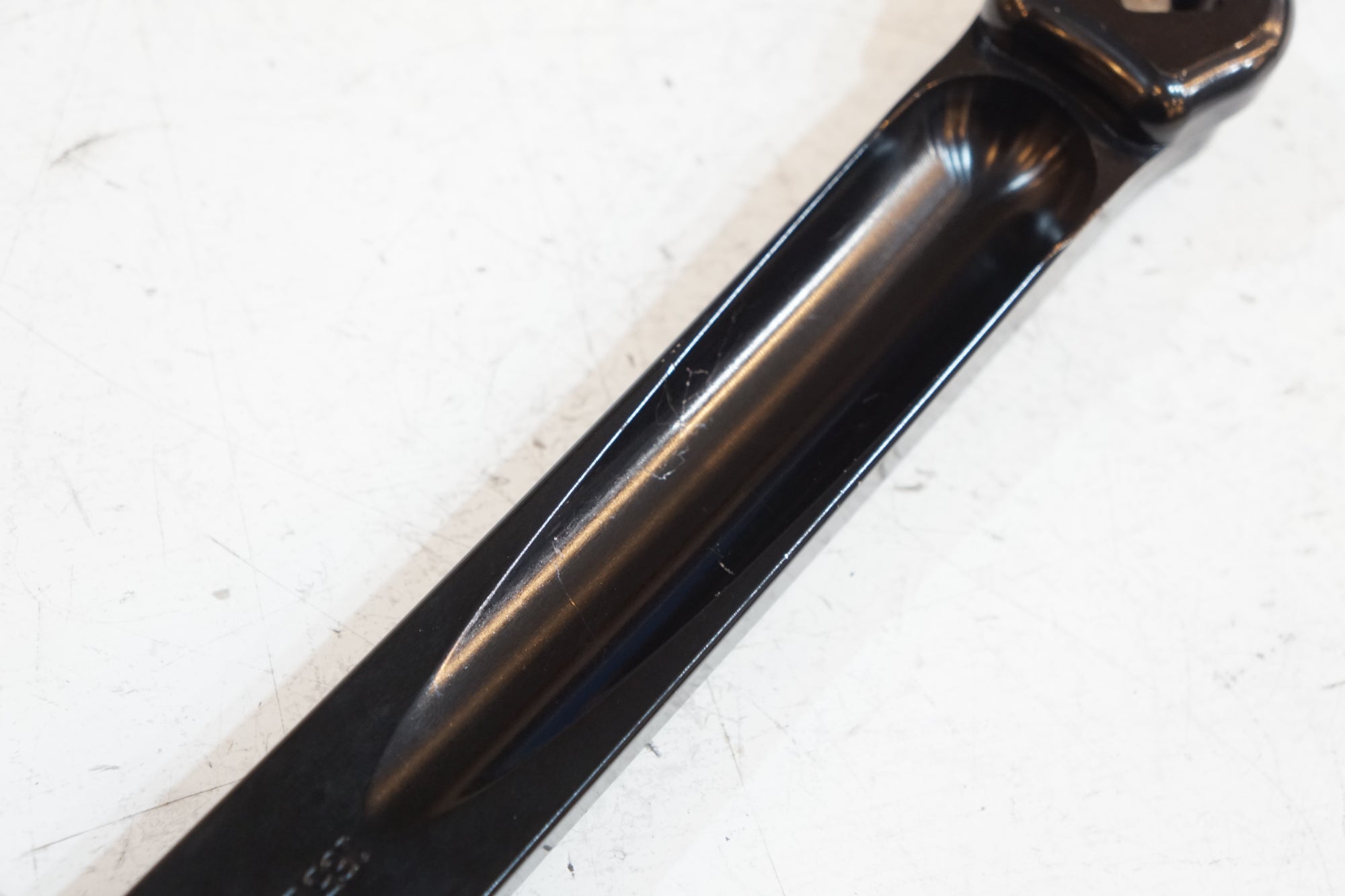 WHITE INDUSTRIES 「ホワイト インダストリーズ」 46T 165mm クランク / バイチャリ浦和ベース