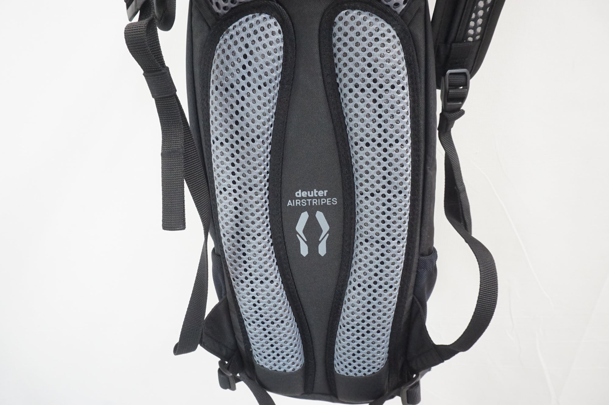 DEUTER 「ドイター」 ULTRA RIDE 6 バックパック / 福岡店