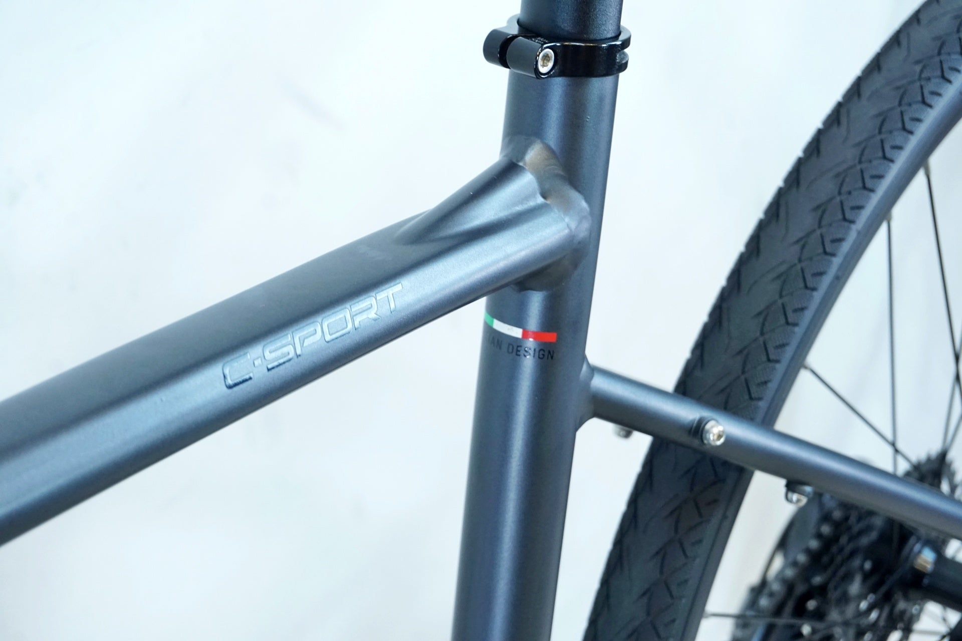 BIANCHI 「ビアンキ」 C-SPORT 2 DISC 2023年モデル クロスバイク / 有明ガーデン店