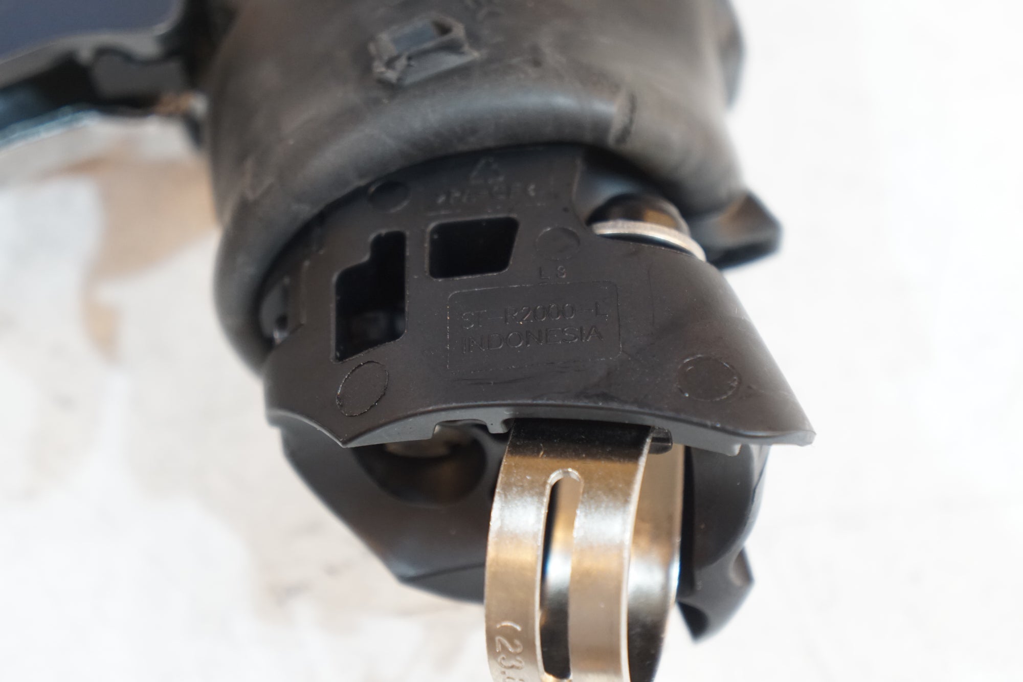 SHIMANO 「シマノ」  CLARIS ST-R2000 デュアルコントロールレバー / バイチャリ浦和ベース