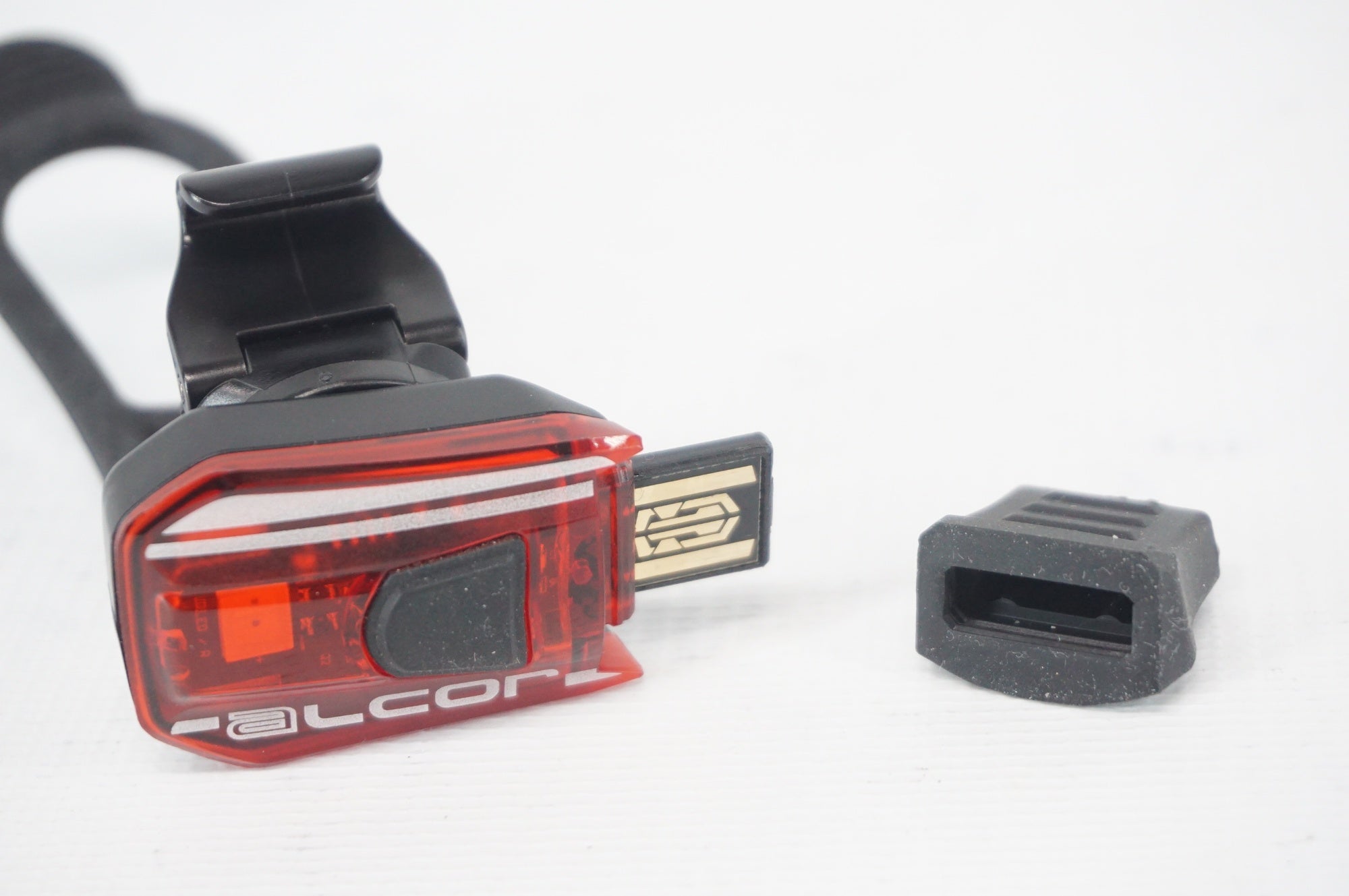 MOON 「ムーン」 ALCOR リアライト / 阪急塚口店