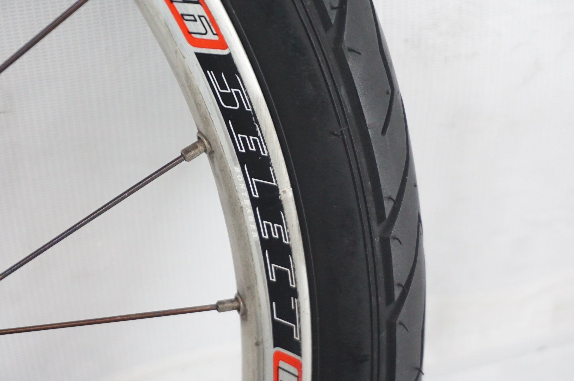 BONTRAGER 「ボントレガー」 SELECT 26インチ DISC シマノ8-10速 リアホイール / 阪急塚口店