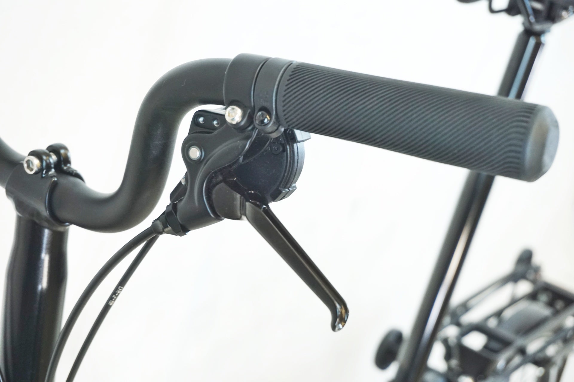BROMPTON 「ブロンプトン」 CLINE EXPLORE WITH RACK MID BAR 2023年モデル 16インチ 折りたたみ自転車 / 有明ガーデン店