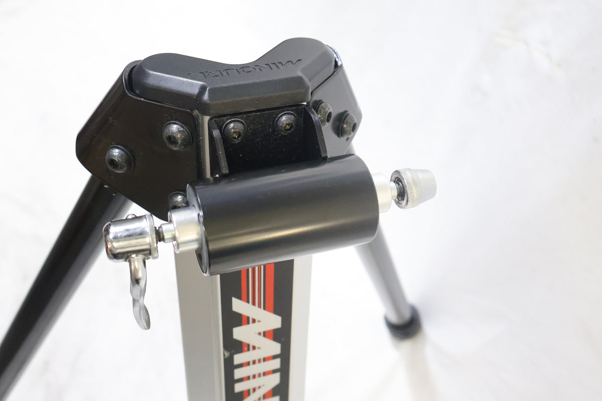 MINOURA 「ミノウラ」 HYBRID ROLLER LIVE RIDE FG220 サイクルトレーナー / 高知店