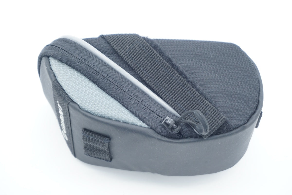 GIANT 「ジャイアント」 サドルバッグ / 京都八幡店