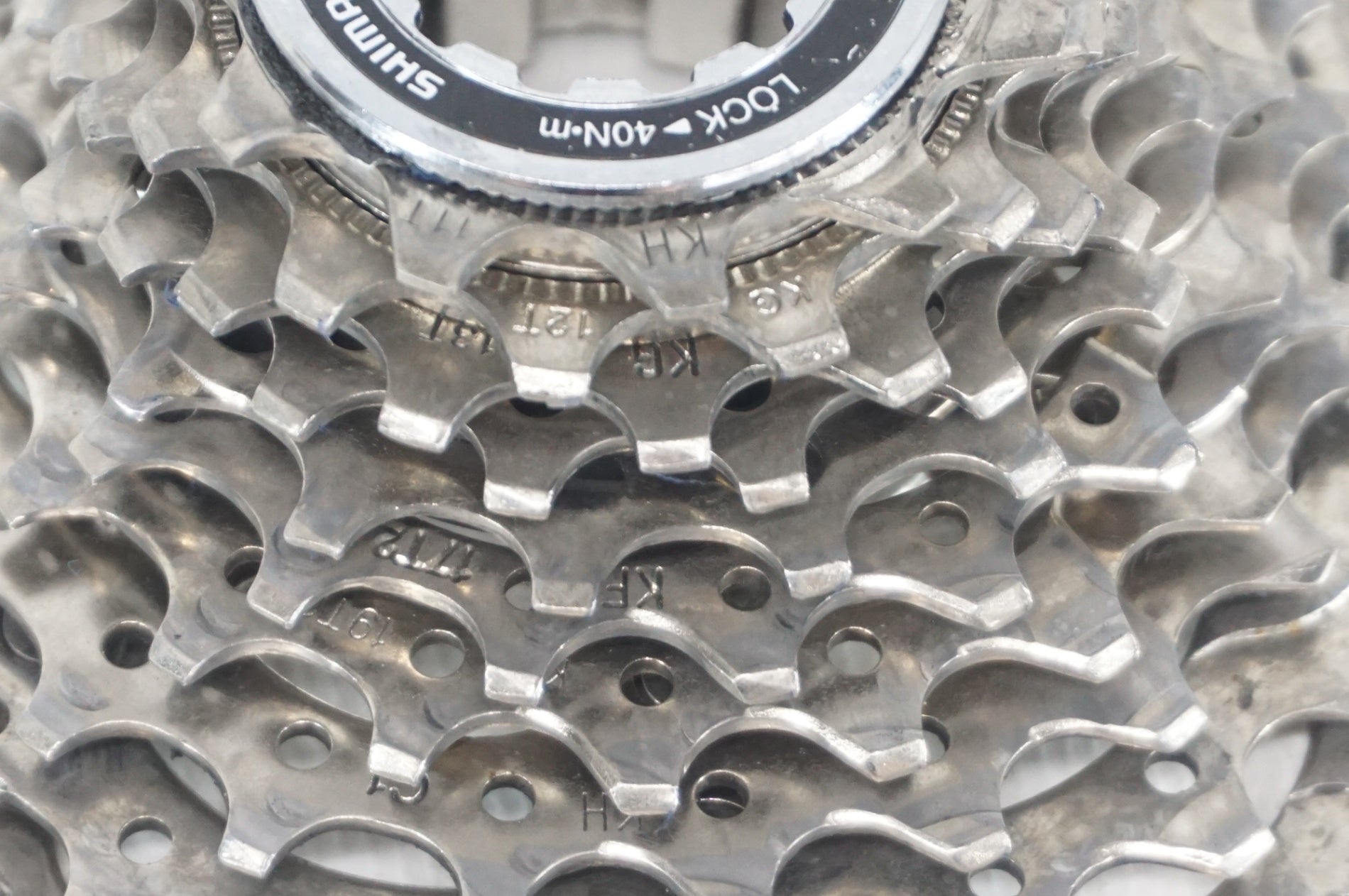 SHIMANO 「シマノ」 105 CS-5700 11-28T スプロケット / 阪急塚口店
