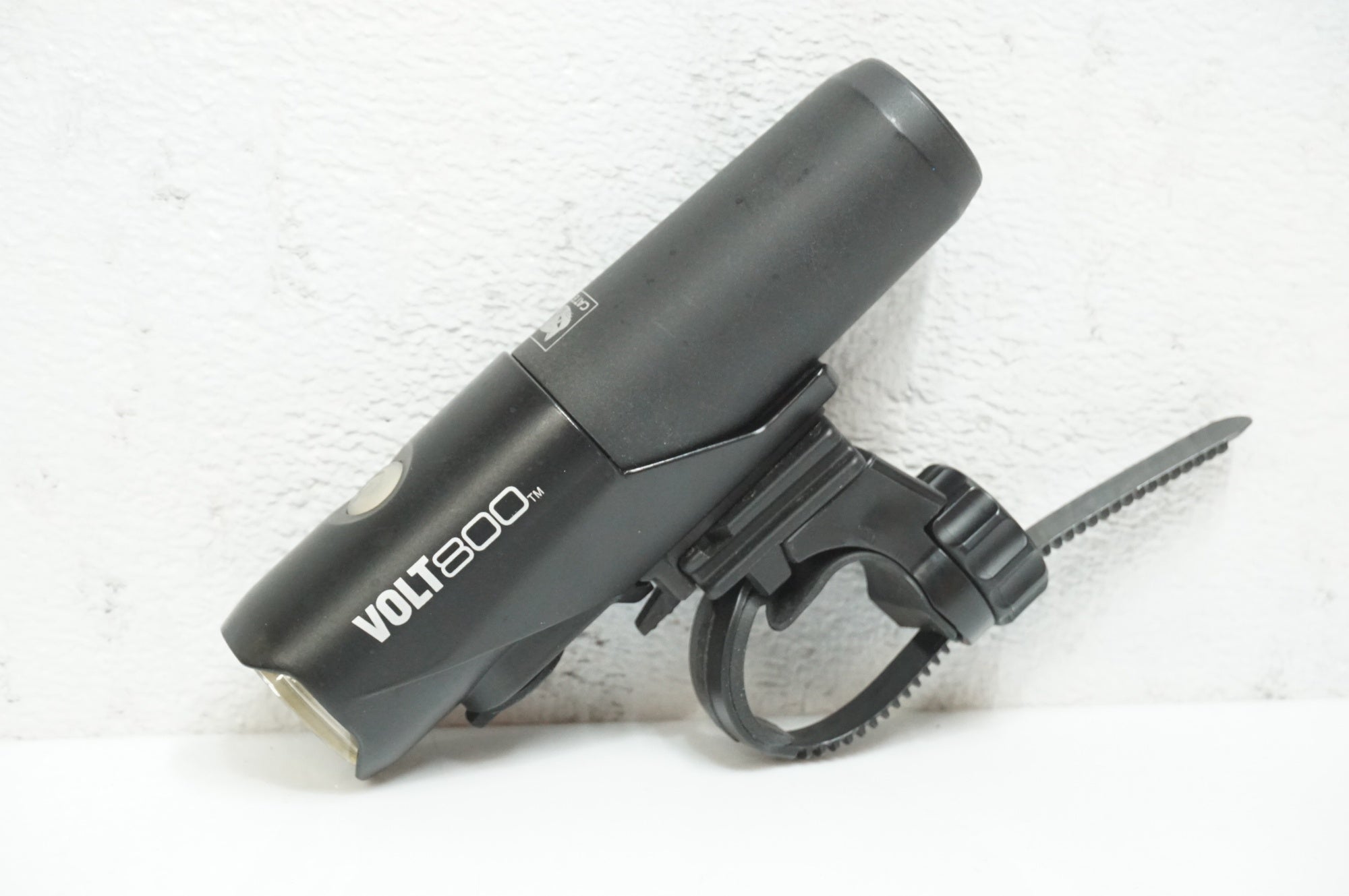 CATEYE 「キャットアイ」 VOLT800 フロントライト / 大宮店