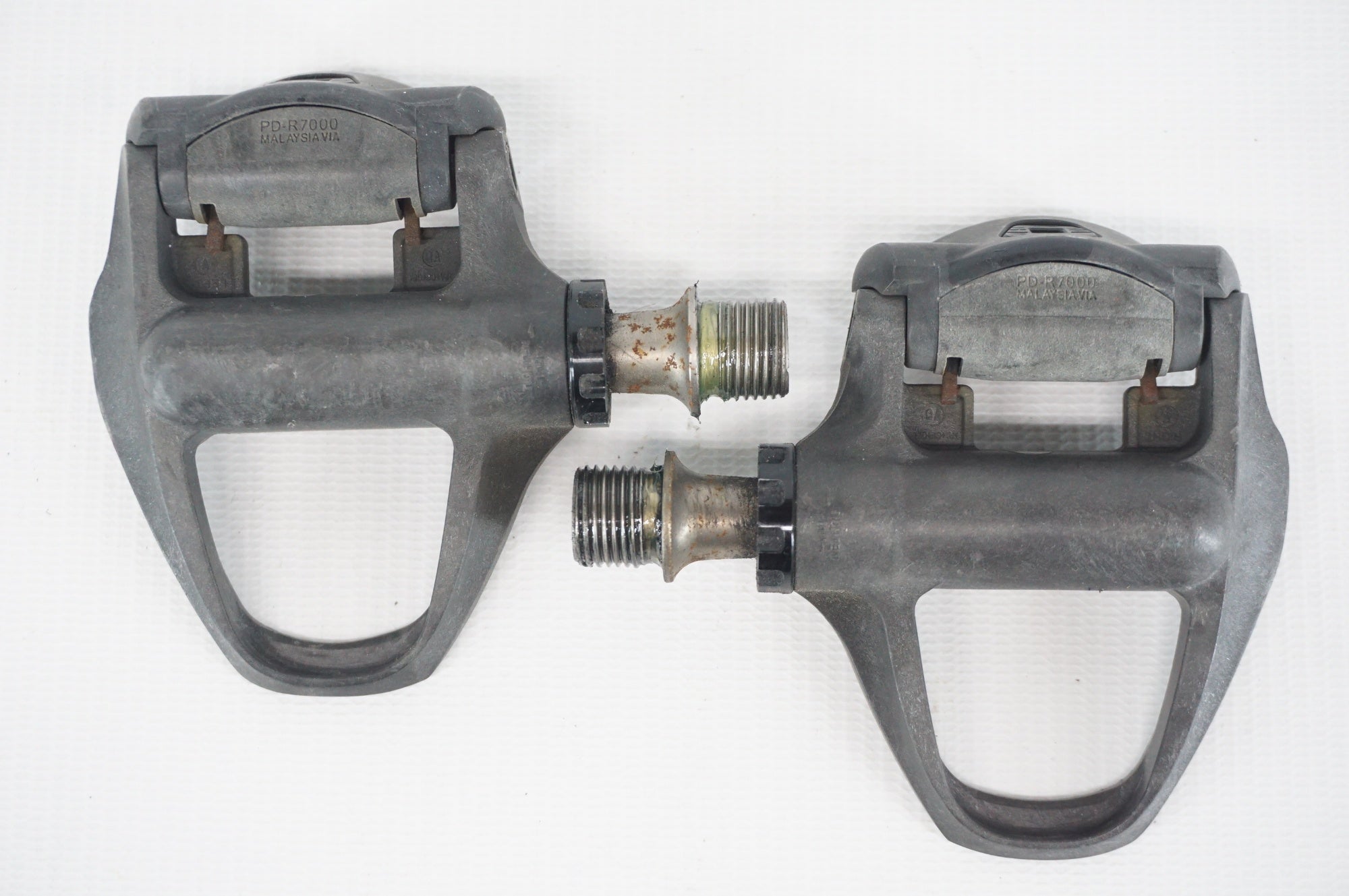 シマノ　PD R 7000 105 ペダル　極美品 SHIMANO 「シマノ」 105 PD-R7000 ペダル / 阪急塚口店 ｜ バイチャリ
