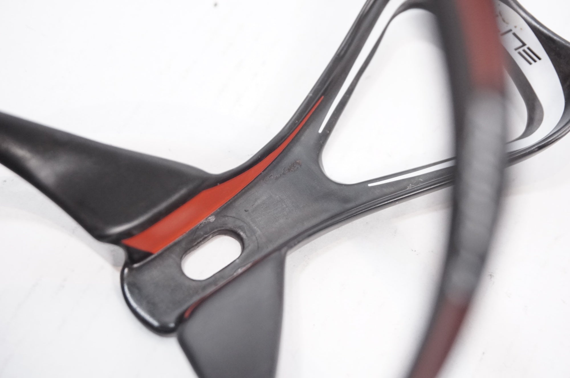 ELITE 「エリート」 LEGGERO CARBON カーボンボトルケージ / 世田谷店