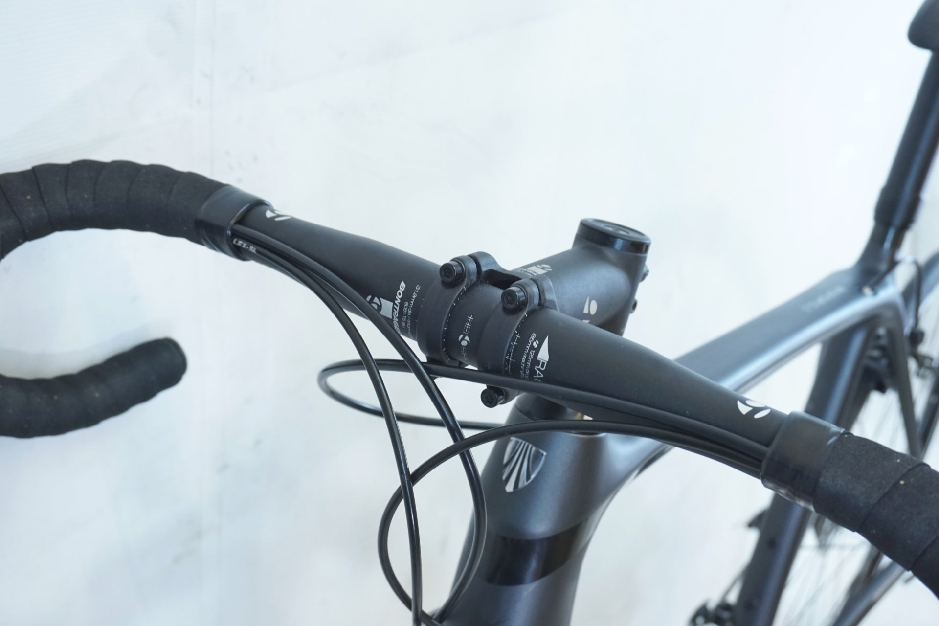 TREK 「トレック」 EMONDA SL 5 2018年モデル ロードバイク / 有明ガーデン店