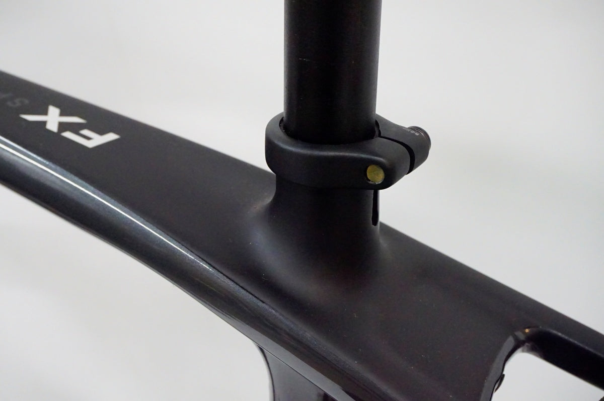 TREK 「トレック」 FX SPORT4 CARBON 2022-2023年モデル クロスバイク / 名古屋大須店