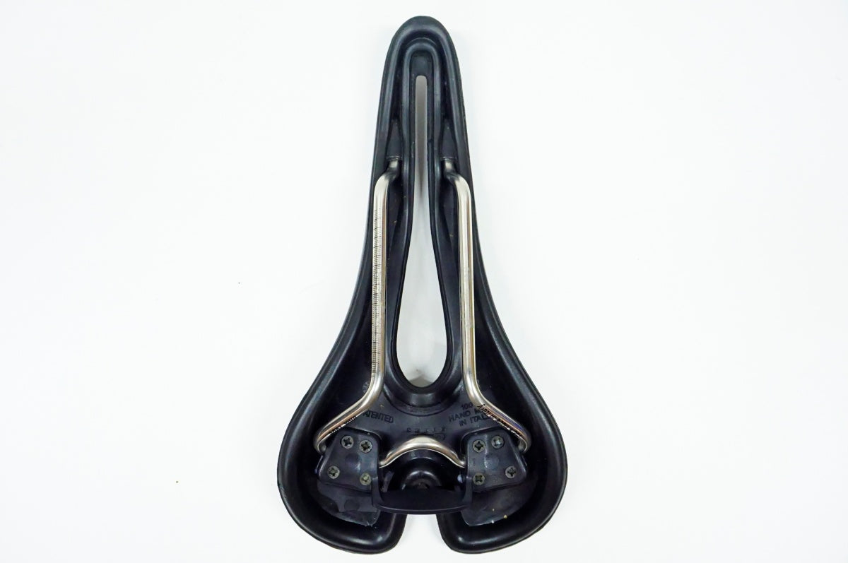 SELLE SMP FORMA02-BK 中古美品 楽天市場】サドル 自転車 SELLE SMP F20Cs.i. ブラック 穴あき