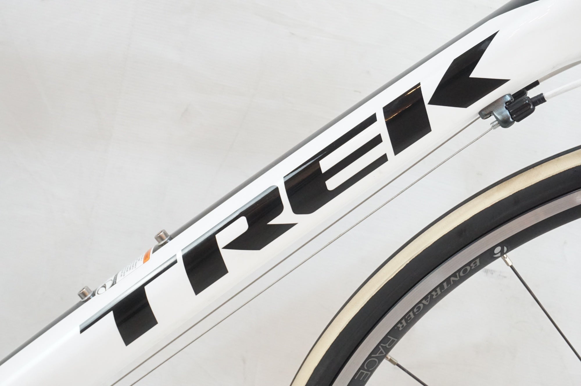 TREK 「トレック」 MADONE2.1 2014年モデル ロードバイク / 浦和ベース