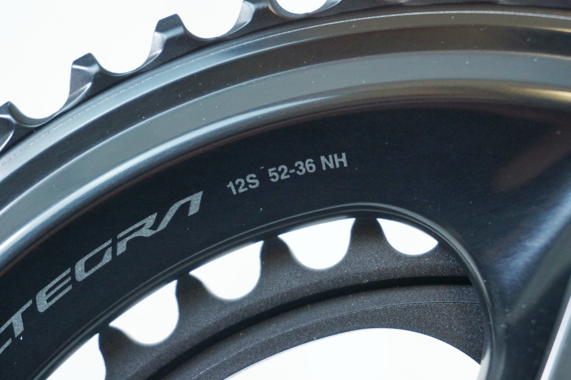 SHIMANO 「シマノ」 ULTEGRA R8100 STAGES 175mm 52-36T パワー