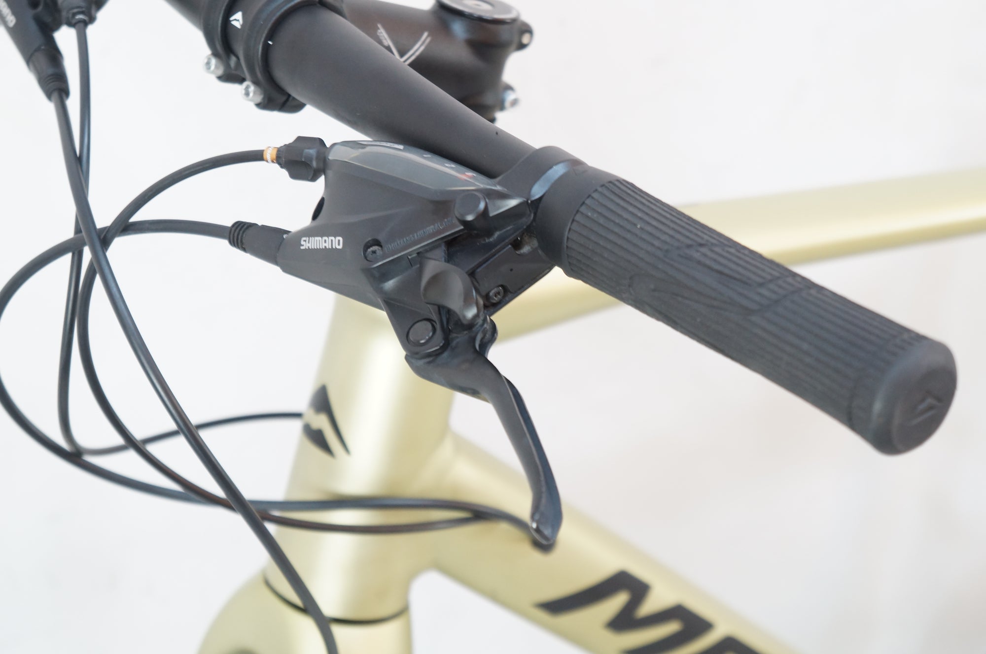 MERIDA 「メリダ」 GRAN SPEED100 2024年モデル クロスバイク / バイチャリ浦和ベース