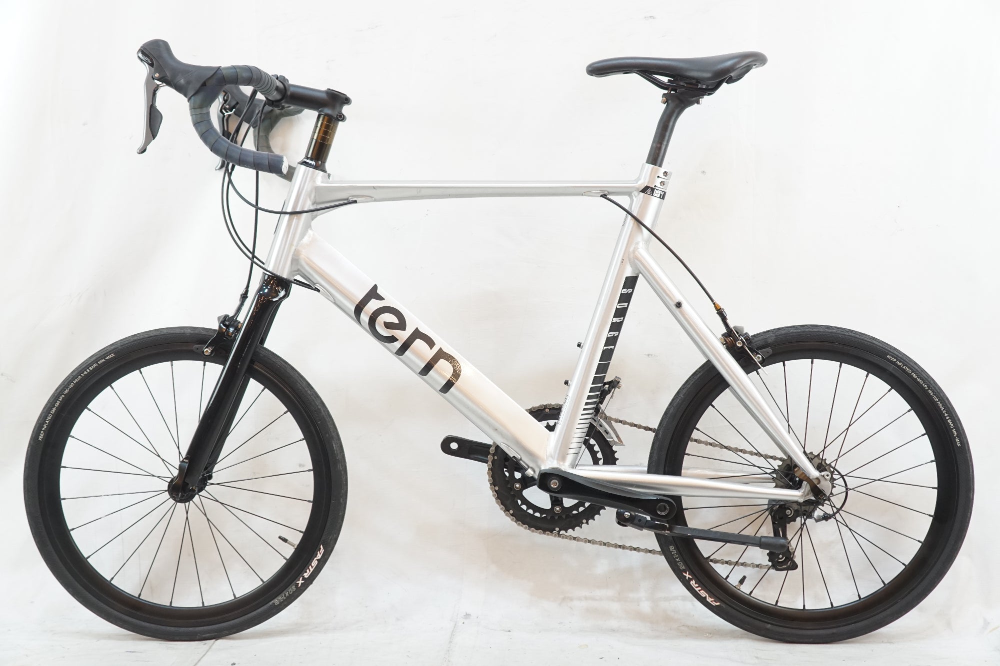 TERN 「ターン」 SURGE 2018年モデル 20インチ ミニベロ / バイチャリ浦和ベース