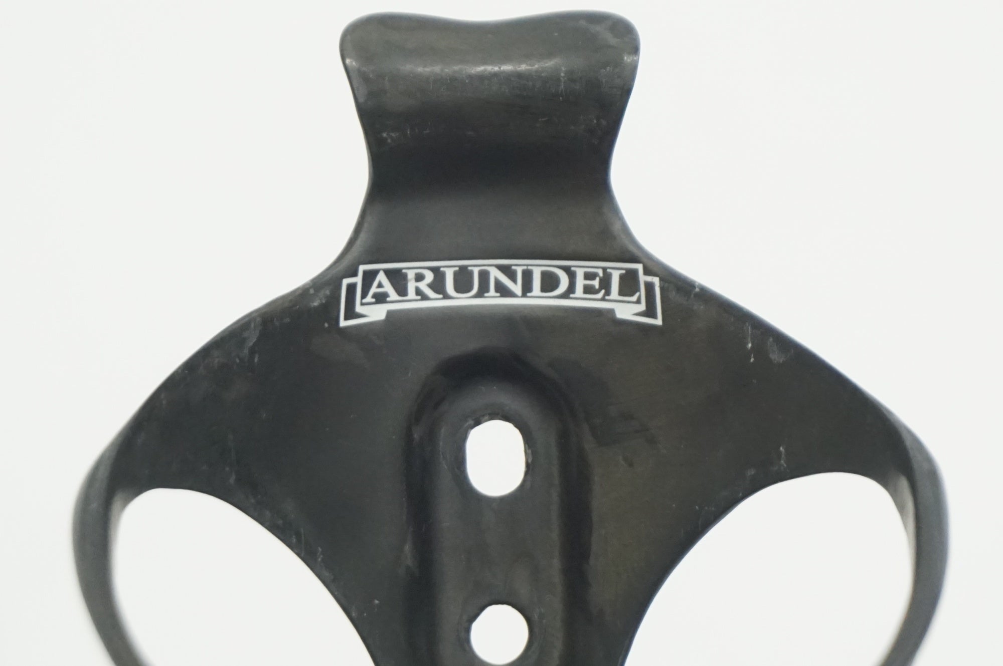 ARUNDEL 「アランデル」 カーボンボトルケージセット / 福岡店