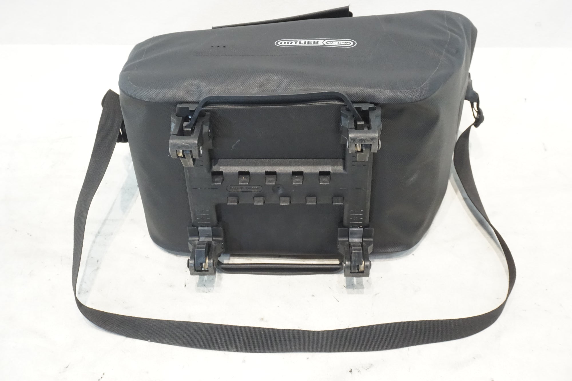 ORTLIEB 「オルトリーブ」 WATERPROOF キャリアバッグ / 横浜戸塚店