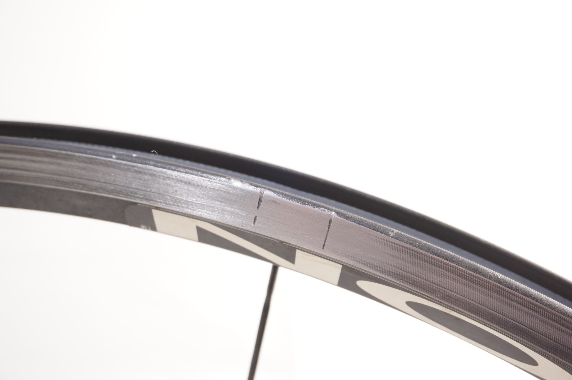 CAMPAGNOLO 「カンパニョーロ」 NEUTRON ホイールセット / 中目黒店