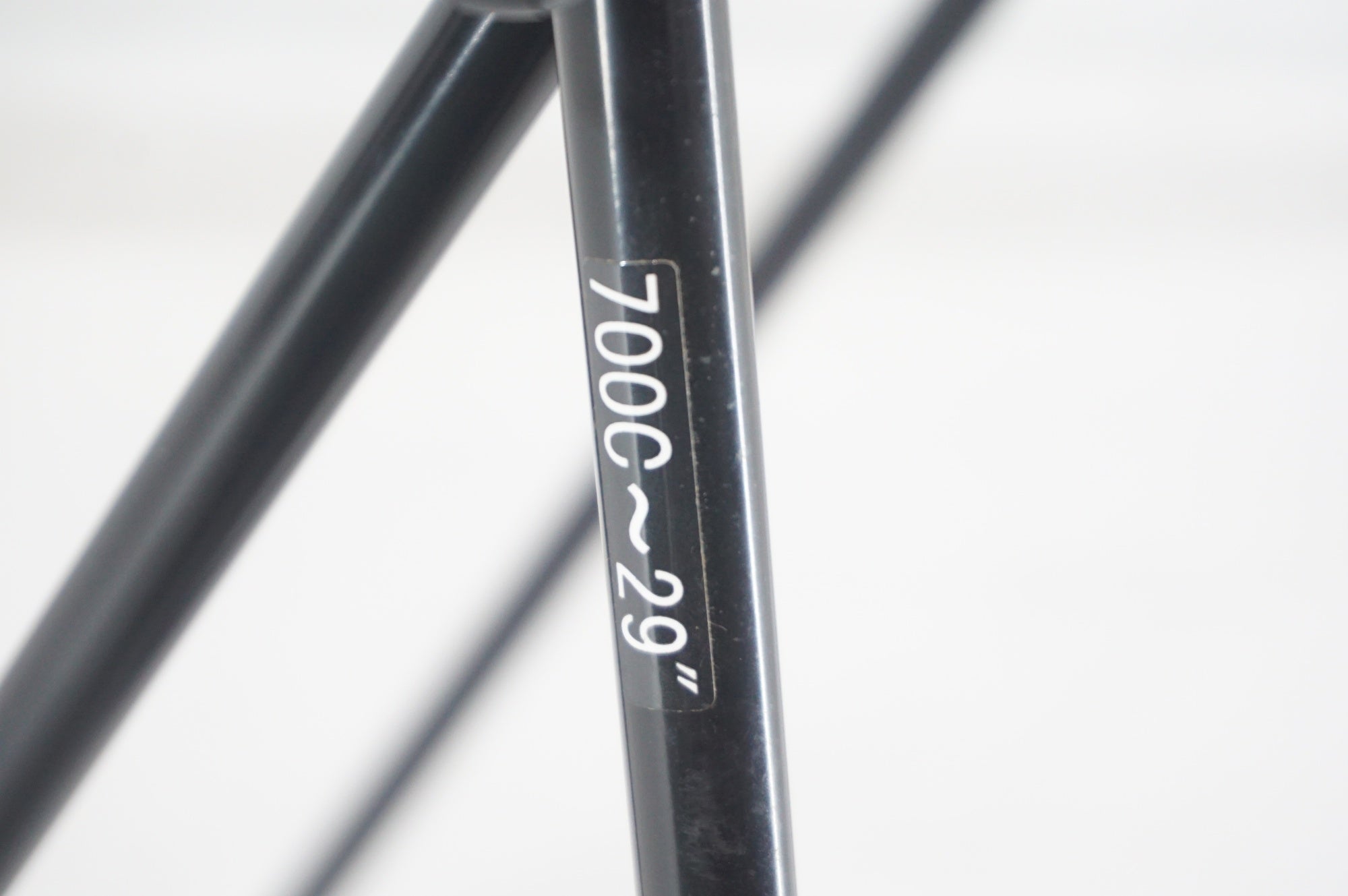 MINOURA 「ミノウラ」 ハブスタンド / 阪急塚口店