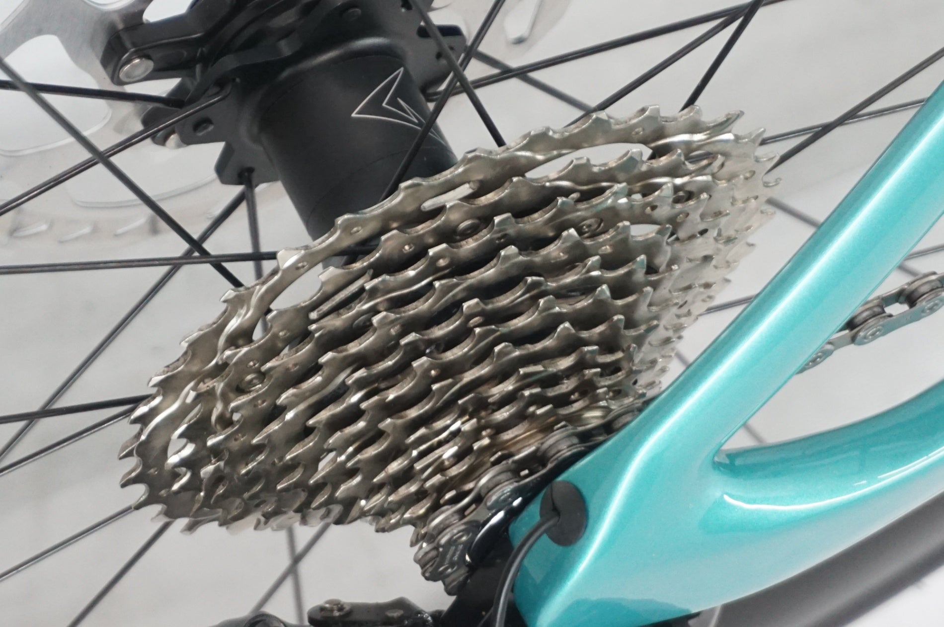 BIANCHI 「ビアンキ」 OLTRE COMP 105 Di2 2025年モデル ロードバイク / 阪急塚口店