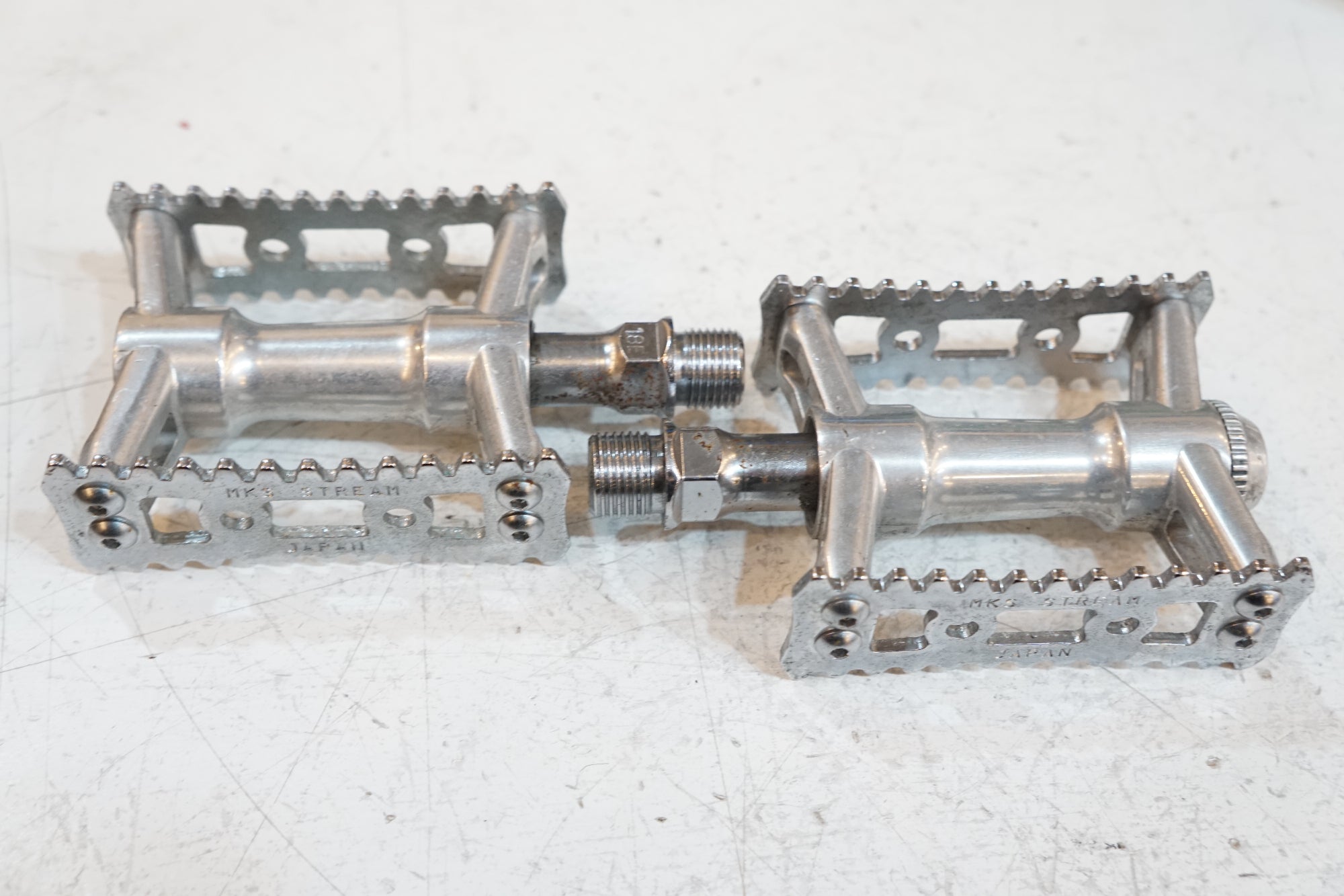 MKS 「ミカシマ」 STREAM ペダル / バイチャリ浦和ベース