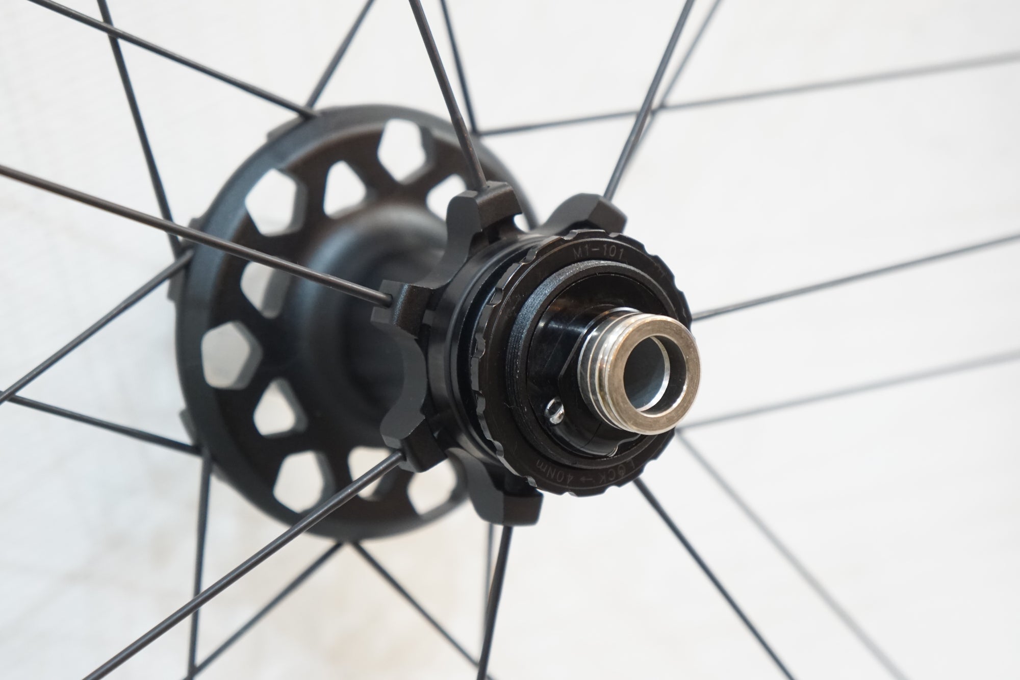 CAMPAGNOLO 「カンパニョーロ」 ZONDA DB シマノ11速 ホールセット