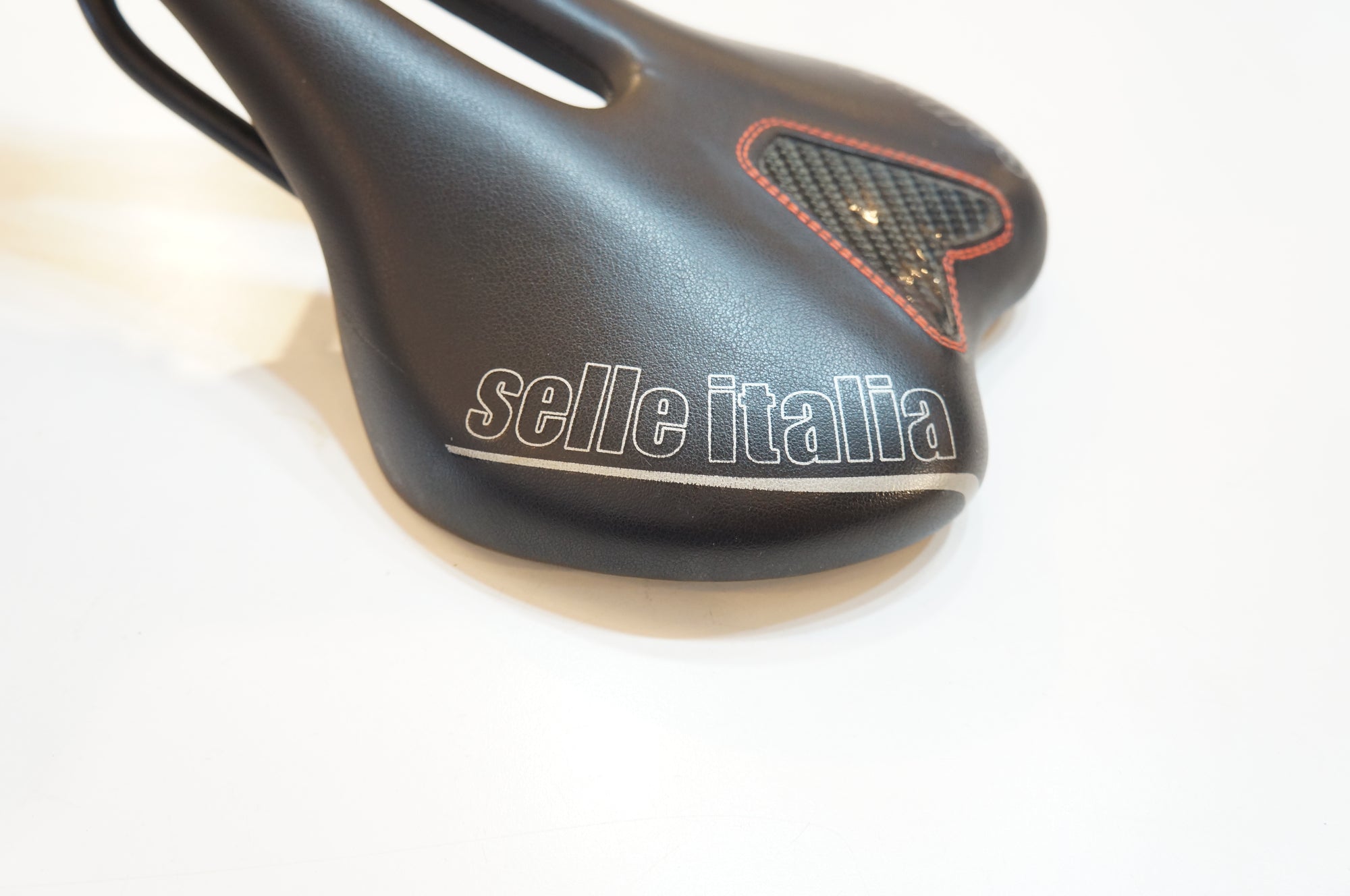 SELLE ITALIA 「セライタリア」 SLR サドル / バイチャリ浦和ベース