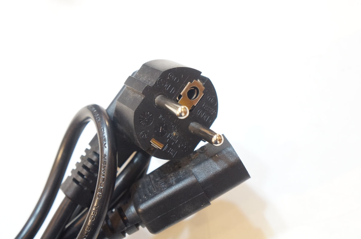 WAHOO 「ワフー」 KICKR AXIS スマートトレーナー / 浦和ベース