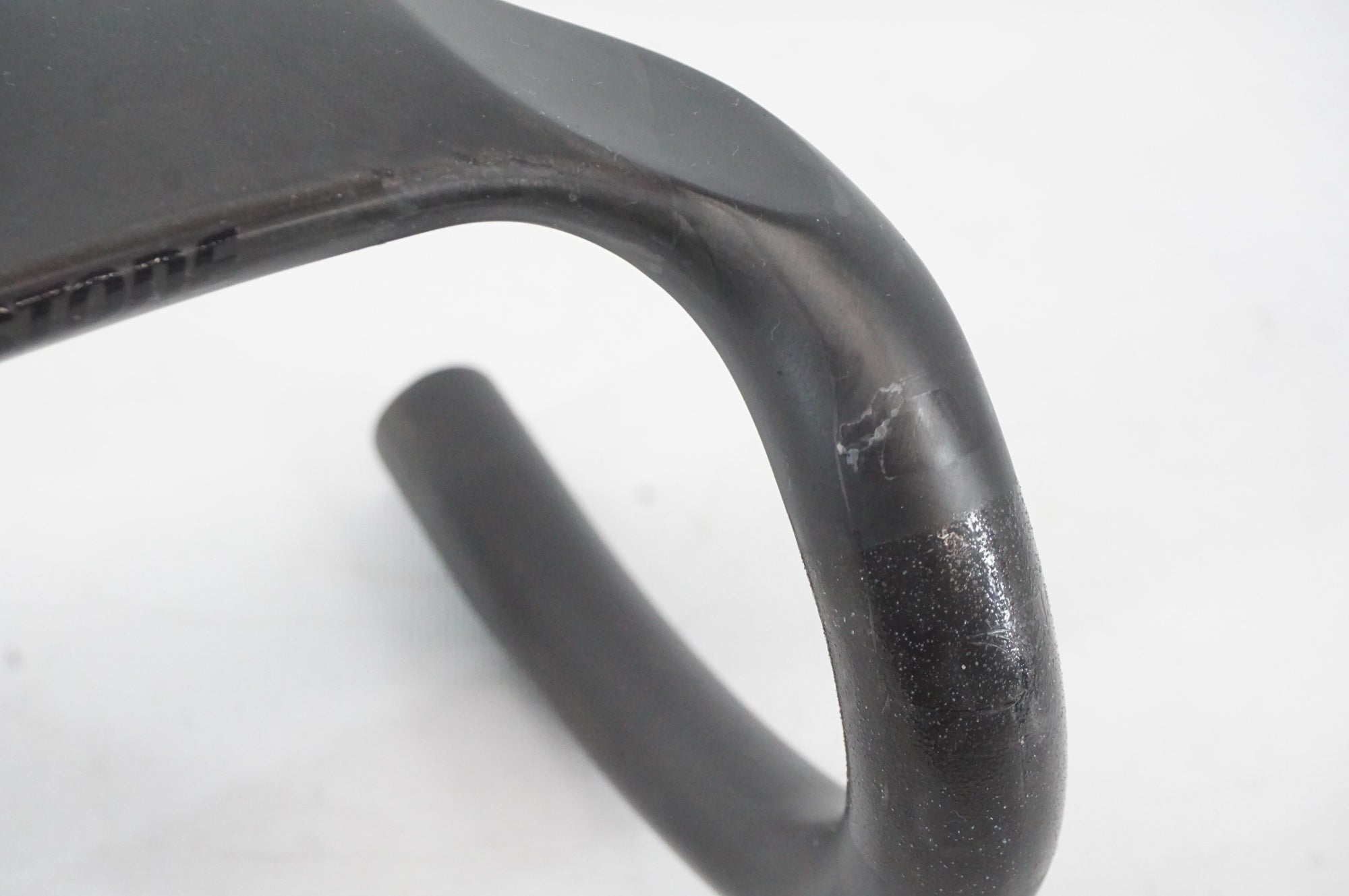 BRIDGESTONE 「ブリヂストン」 ANCHOR CARBON AERO HANDLE BAR Φ31.8 400mm ハンドル / 阪急塚口店