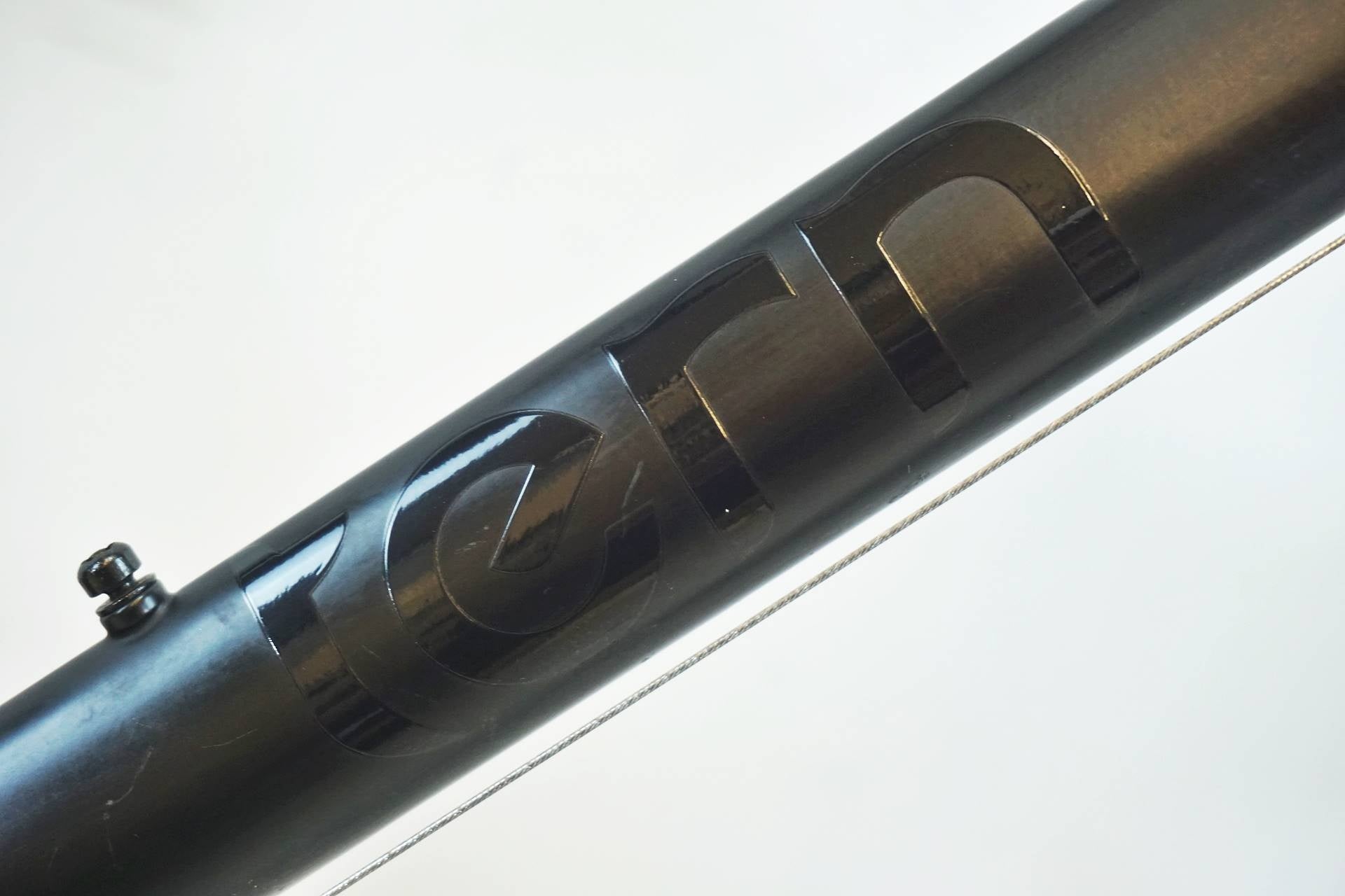TERN 「ターン」 CREST 2021年モデル 20インチ ミニベロ / 有明ガーデン店