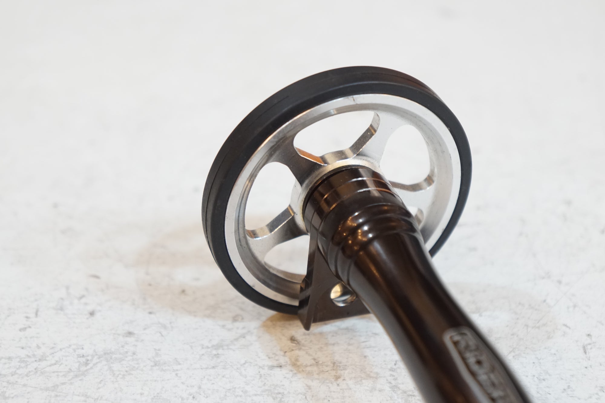 RIDEA 「リデア」 Extendable Easy Wheel Bracket ホイールブラケット