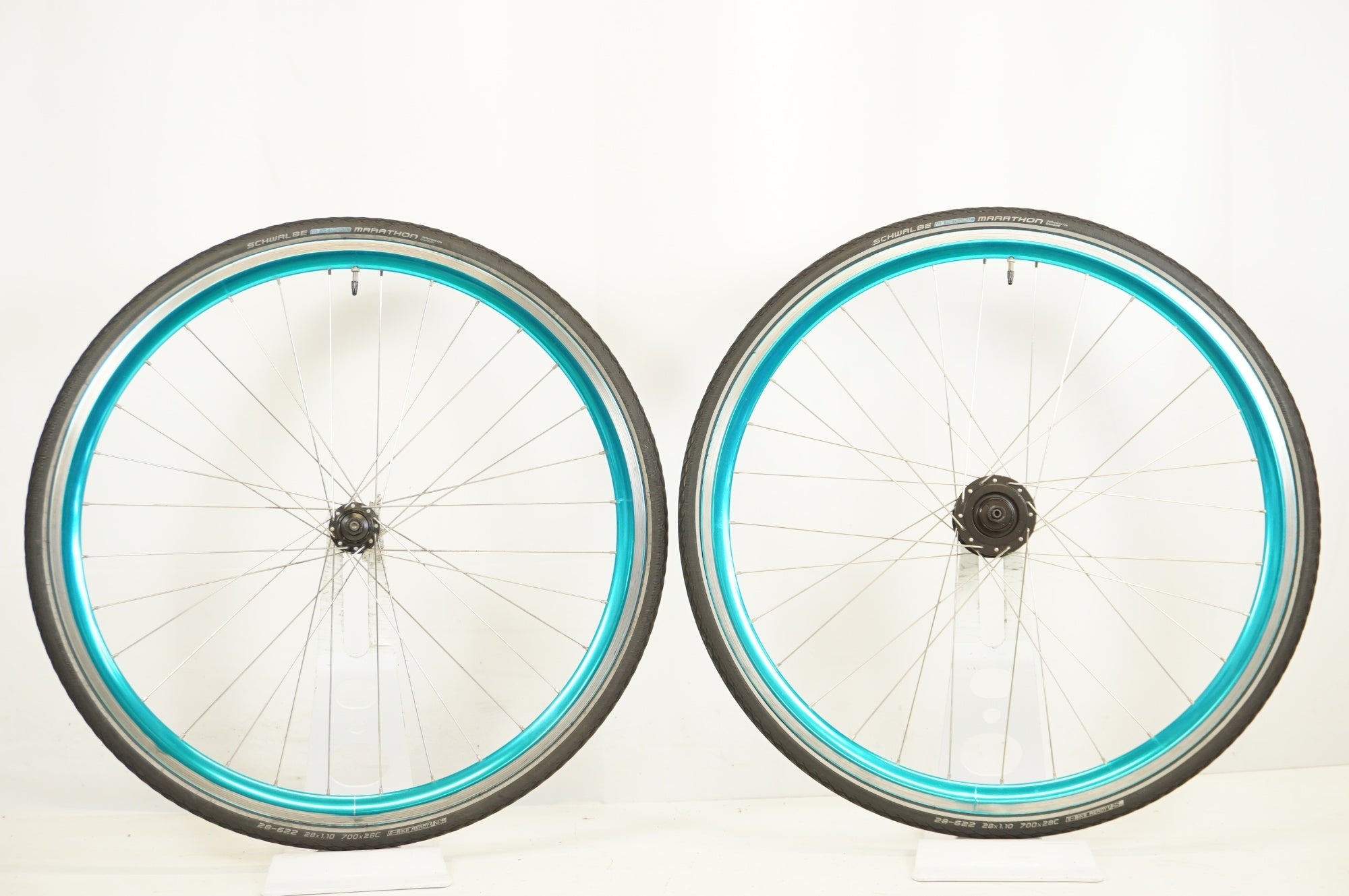 完組ホイール　700x42c　ハブダイナモ　フロント　前　ON　自転車 自転車 前輪 タイヤ ホイール セット 27インチ ハブダイナモ E2