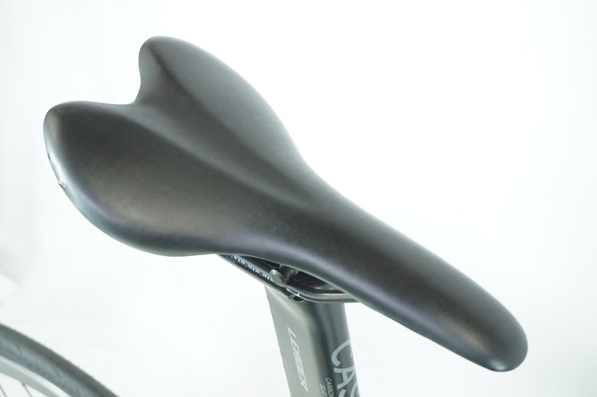 LEADER BIKE 「リーダーバイク」 735TR 2021年モデル ピストバイク 