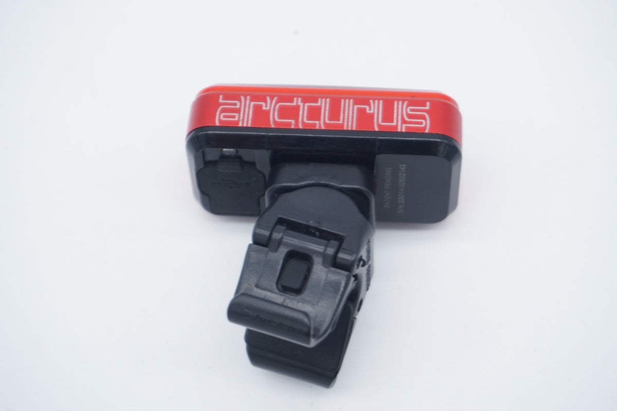 MOON 「ムーン」 ARCTURUS リアライト / 滋賀大津店