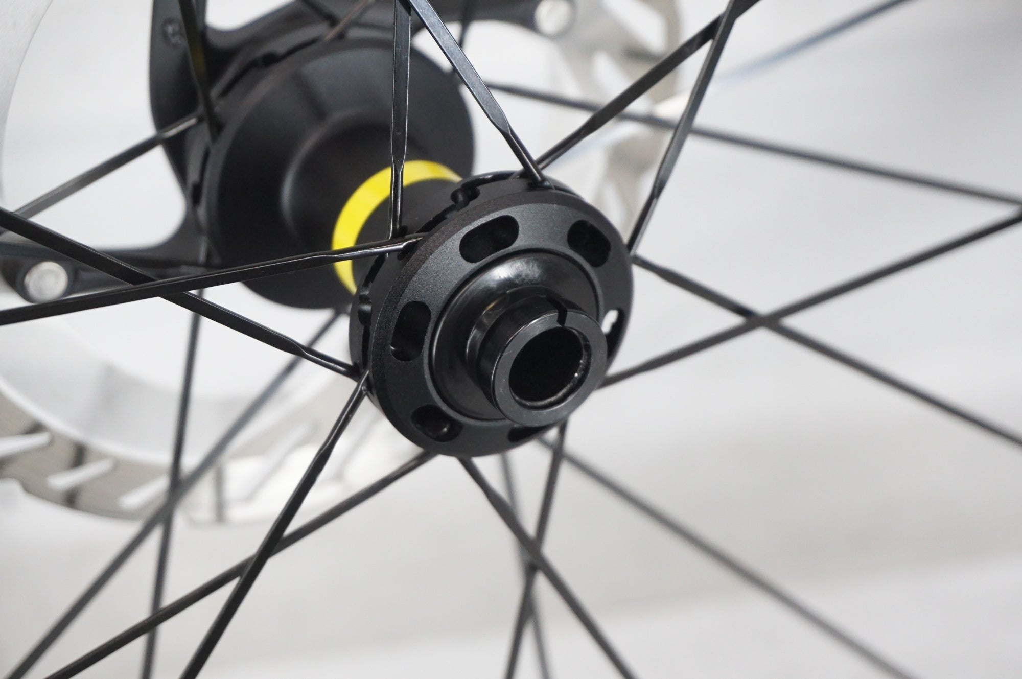 MAVIC 「マヴィック」 COSMIC SL 45 DISC シマノ11速 ホイールセット