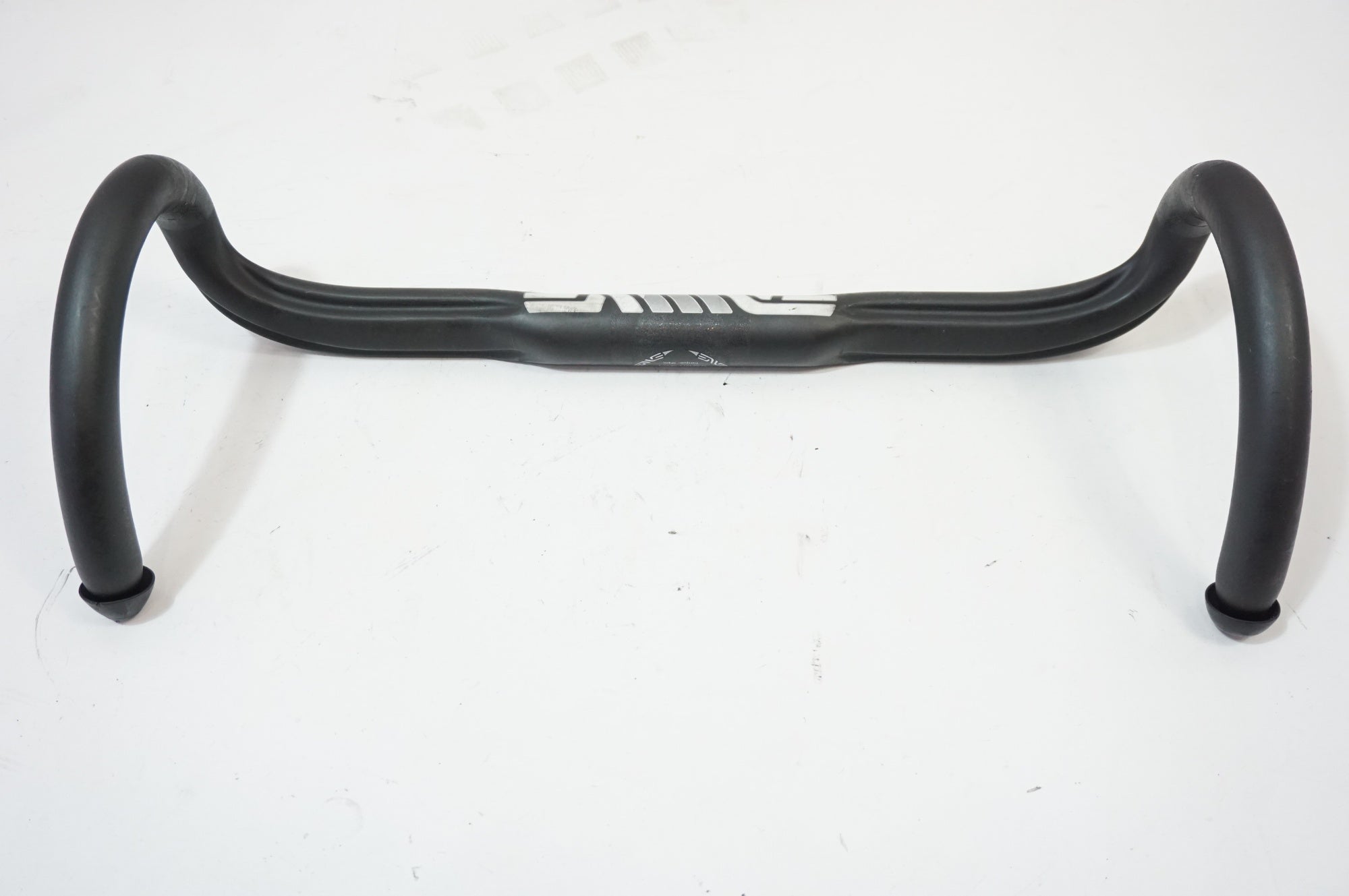ENVE 「エンヴィ」 COMPACT ROAD BAR Φ31.8 420mm ハンドル / 世田谷店