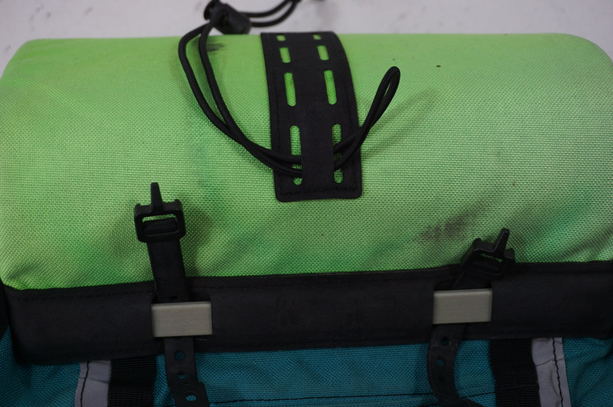 SWIFT INDUSTRIES 「スウィフトインダストリーズ」 ハンドルバーバック / 世田谷店