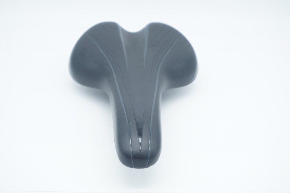 VELO 「ベロ」 サドル / 滋賀大津店