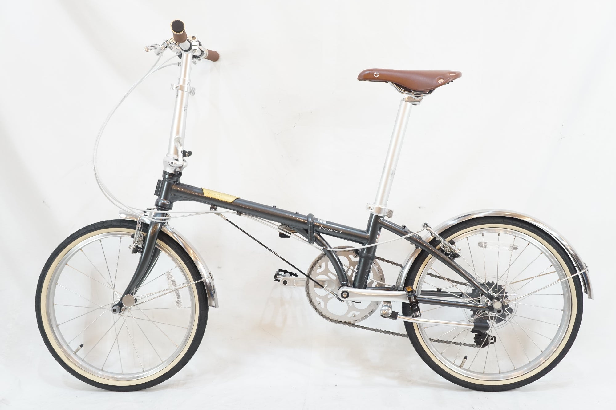 DAHON 「ダホン」 BOARDWALK D7 2022年モデル 20インチ 折り畳み自転車 / バイチャリ浦和ベース