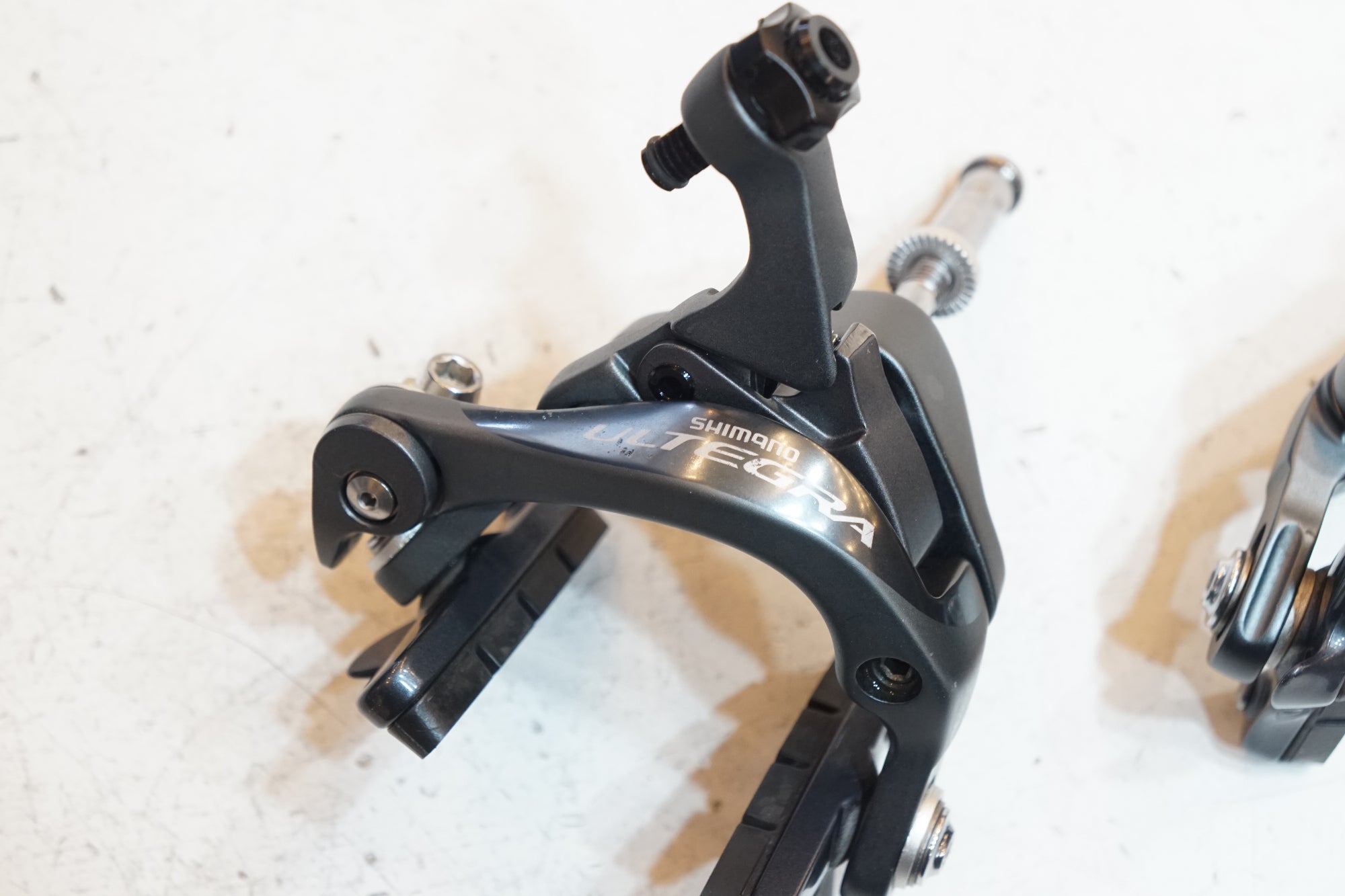 SHIMANO 「シマノ」 ULTEGRA BR-6800 キャリパーブレーキ