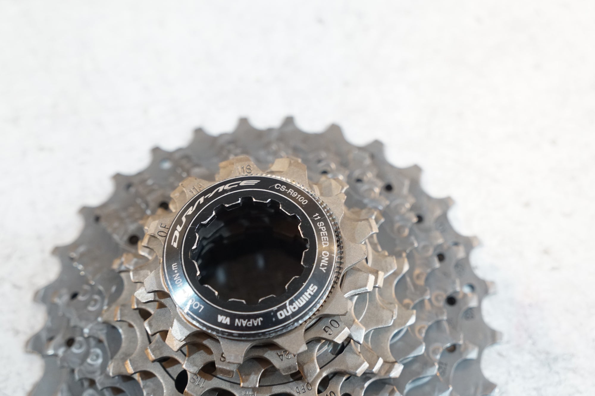 オマケ付SHIMANO DURA-ACE CS-9100 スプロケット12-28 SHIMANO 「シマノ」 DURA-ACE CS-R9100 11-28T スプロケット