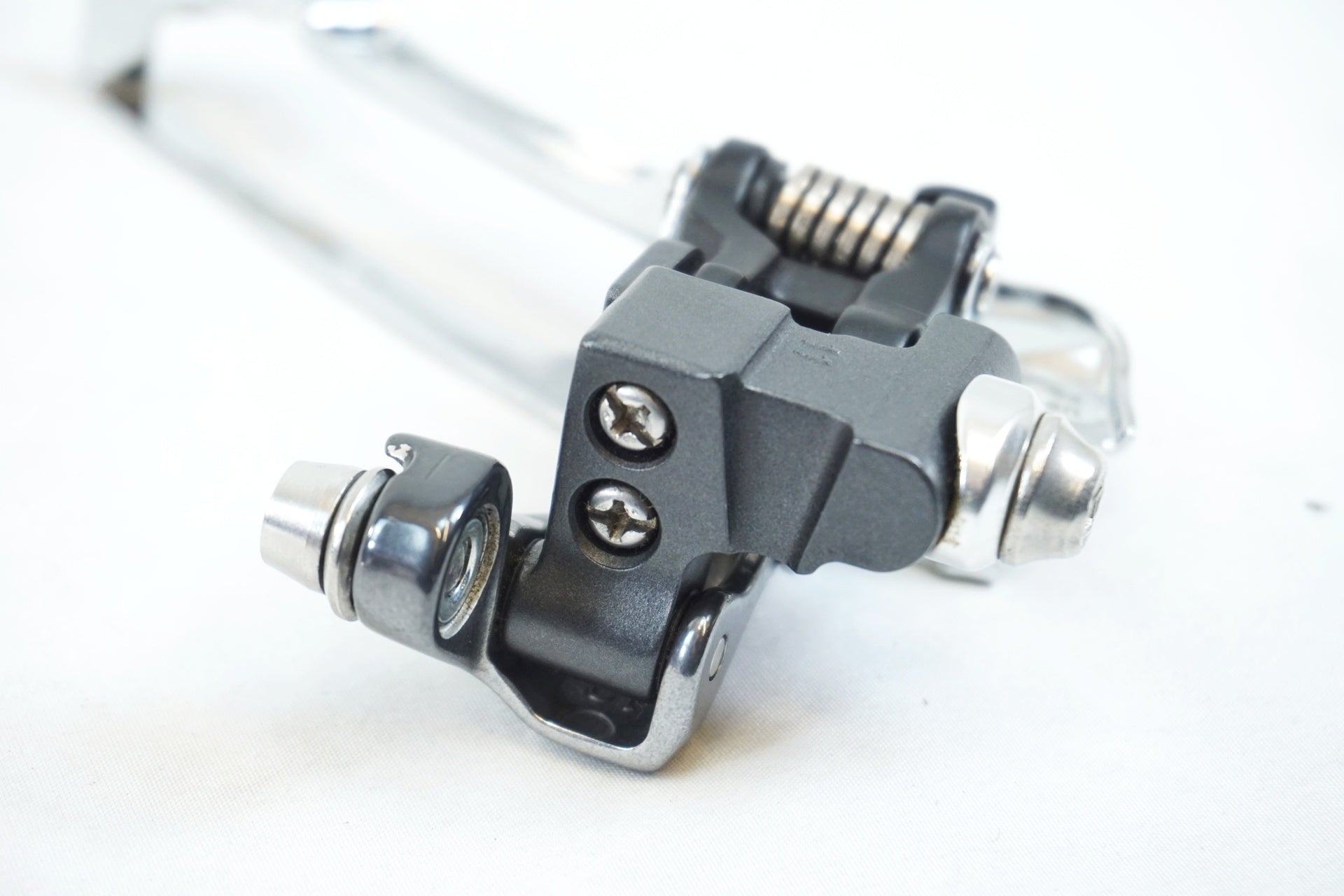 SHIMANO 「シマノ」 ULTEGRA FD-6700 フロントディレイラー / 有明ガーデン店