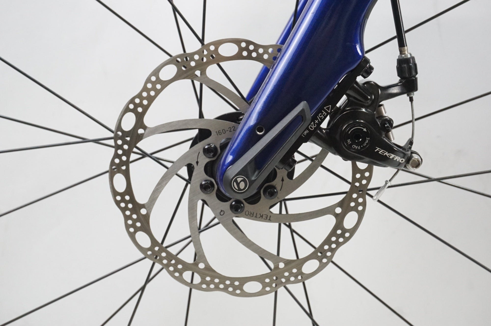 TREK 「トレック」 DOMANE AL2 DISC 2023年モデル ロードバイク / 大宮店